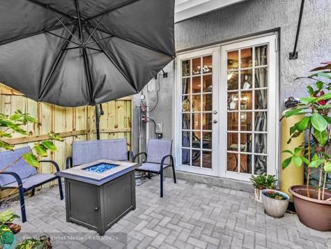 1839 N Dixie Highway Fort Lauderdale FL 33305