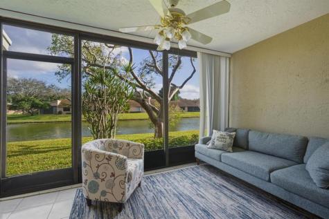 8290 Springlake Drive Boca Raton FL 33496