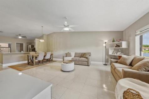 8290 Springlake Drive Boca Raton FL 33496