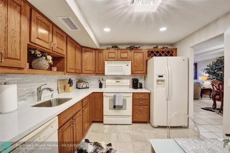 1600 S Ocean Drive Hollywood FL 33019