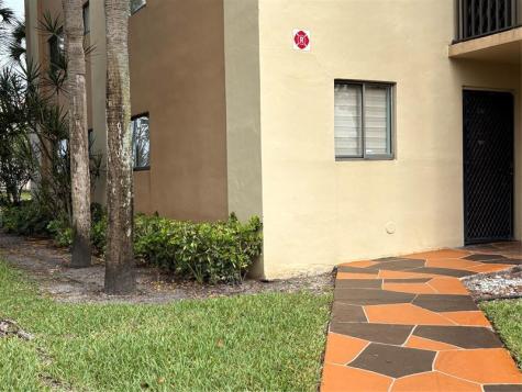 7322 Ashmont Circle Tamarac FL 33321
