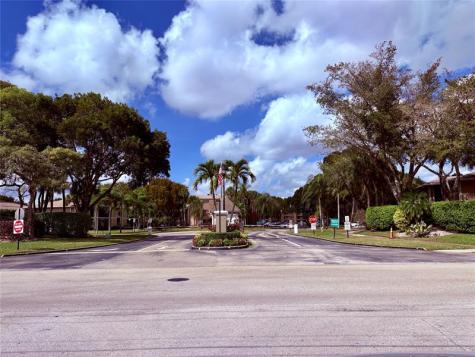 7322 Ashmont Circle Tamarac FL 33321