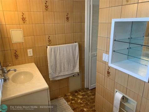 4311 Crystal Lake Drive Deerfield Beach FL 33064