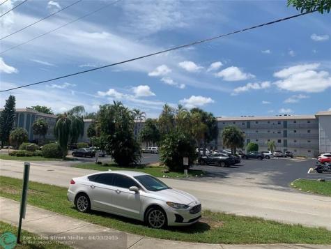 4311 Crystal Lake Drive Deerfield Beach FL 33064