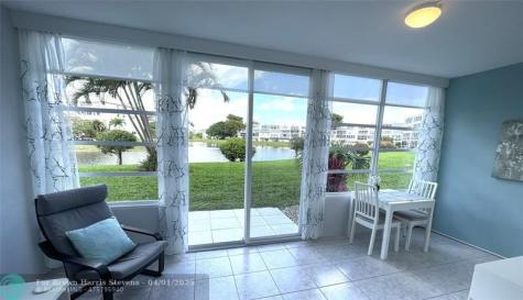 1034 Ashby D Deerfield Beach FL 33442