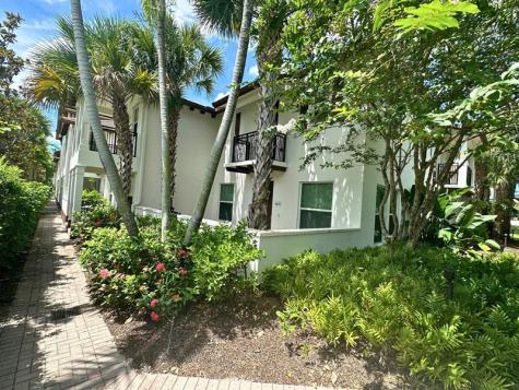 4670 Monarch Way Coconut Creek FL 33073