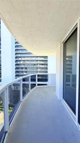 601 NE 23rd Street Miami FL 33137