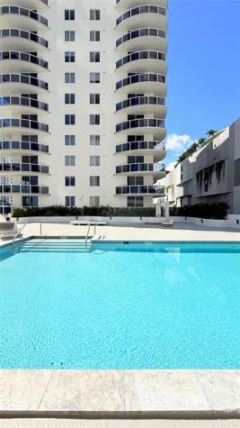 601 NE 23rd Street Miami FL 33137