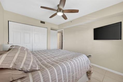 5906 Crystal Shores Drive Boynton Beach FL 33437