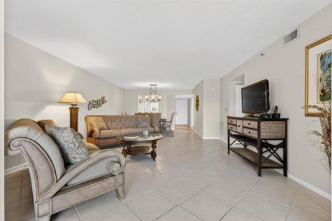 5906 Crystal Shores Drive Boynton Beach FL 33437