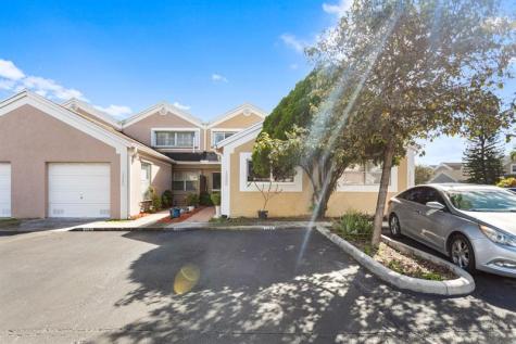 12286 NW 14th Street Pembroke Pines FL 33026
