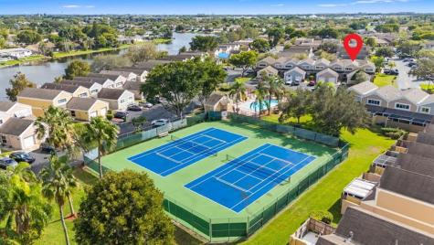 12286 NW 14th Street Pembroke Pines FL 33026