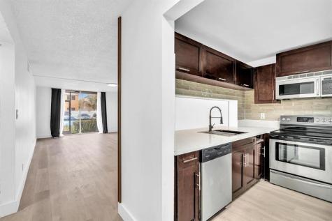 7175 Orange Drive Davie FL 33314