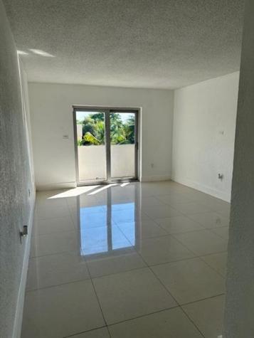 Miami FL 33126