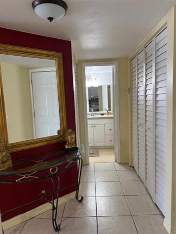 4898 NW 29th Court Lauderdale Lakes FL 33313