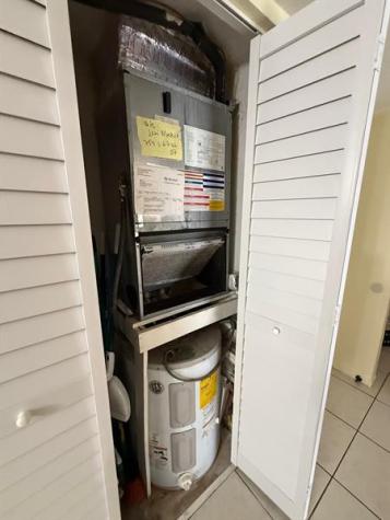 4898 NW 29th Court Lauderdale Lakes FL 33313