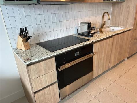 159 NE 6th Street Miami FL 33132