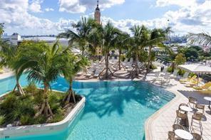 159 NE 6th Street Miami FL 33132