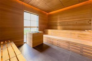 159 NE 6th Street Miami FL 33132