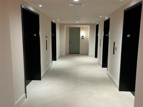 159 NE 6th Street Miami FL 33132