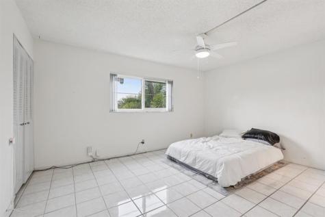 1024 SE 4th Avenue Dania Beach FL 33004
