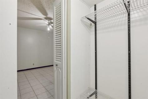 1024 SE 4th Avenue Dania Beach FL 33004