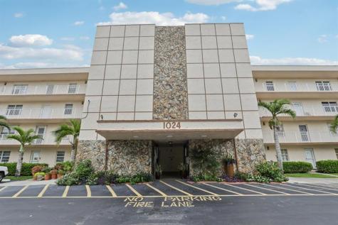 1024 SE 4th Avenue Dania Beach FL 33004
