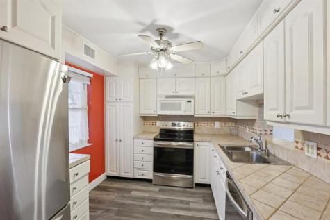 1024 SE 4th Avenue Dania Beach FL 33004