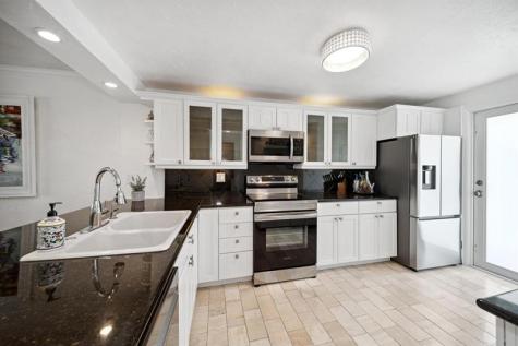 800 SE 4th Street Fort Lauderdale FL 33301