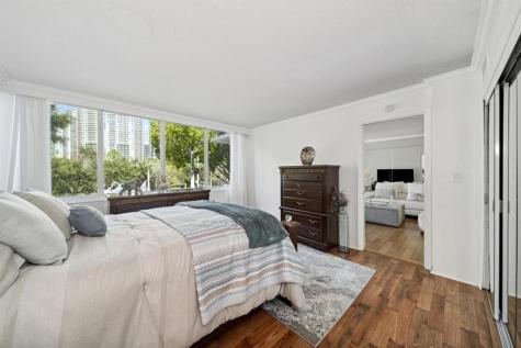 800 SE 4th Street Fort Lauderdale FL 33301