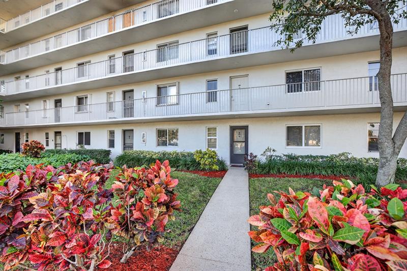 2230 N Cypress Bend Drive Pompano Beach FL 33069