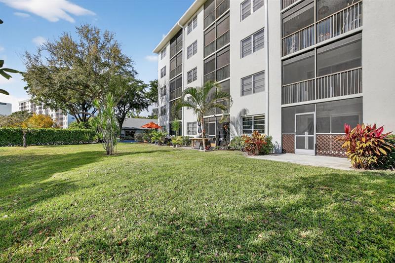 2230 N Cypress Bend Drive Pompano Beach FL 33069