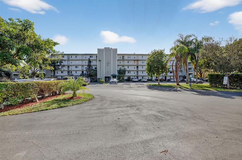 2230 N Cypress Bend Drive Pompano Beach FL 33069