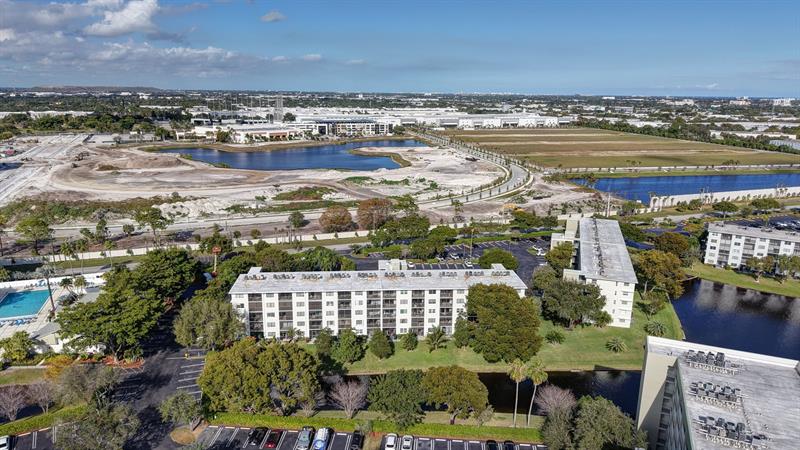 2230 N Cypress Bend Drive Pompano Beach FL 33069