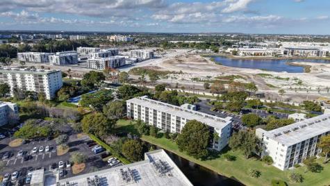 2230 N Cypress Bend Drive Pompano Beach FL 33069