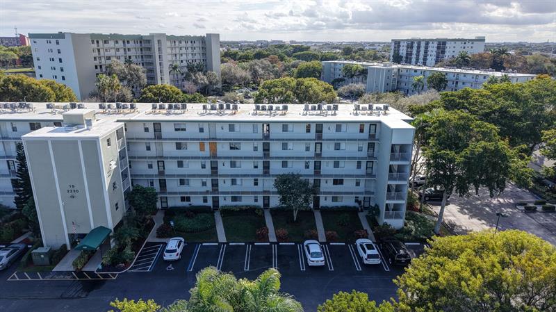 2230 N Cypress Bend Drive Pompano Beach FL 33069