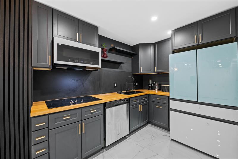 1428 SE 4th Avenue Deerfield Beach FL 33441