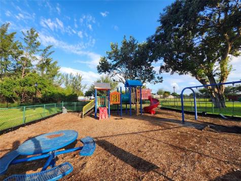 3027 E Missionwood Lane Hollywood FL 33025