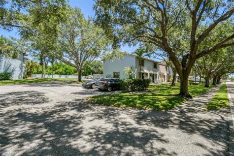 410 N Cypress Drive Tequesta FL 33469