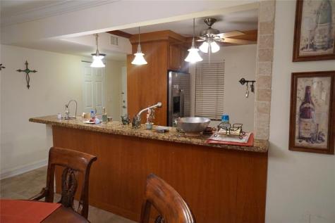 2851 Somerset Drive Lauderdale Lakes FL 33311