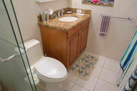 2851 Somerset Drive Lauderdale Lakes FL 33311