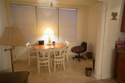 2851 Somerset Drive Lauderdale Lakes FL 33311