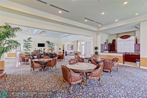2037 Nassau Drive Riviera Beach FL 33404