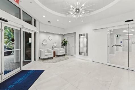 3001 S Ocean Drive Hollywood FL 33019