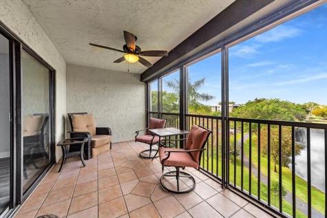 2112 S Cypress Bend Drive Pompano Beach FL 33069