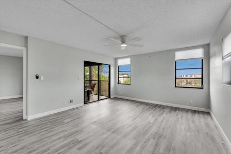2112 S Cypress Bend Drive Pompano Beach FL 33069
