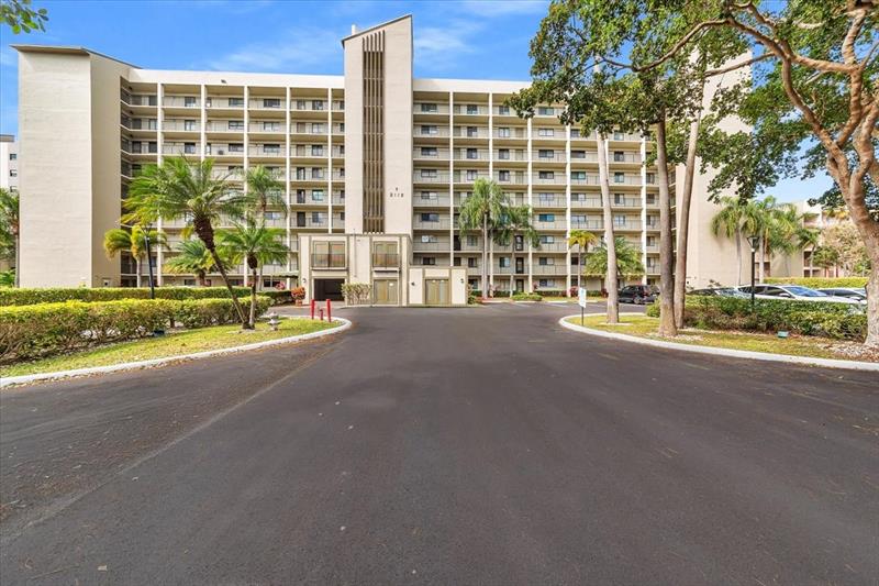 2112 S Cypress Bend Drive Pompano Beach FL 33069