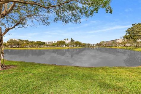 2112 S Cypress Bend Drive Pompano Beach FL 33069
