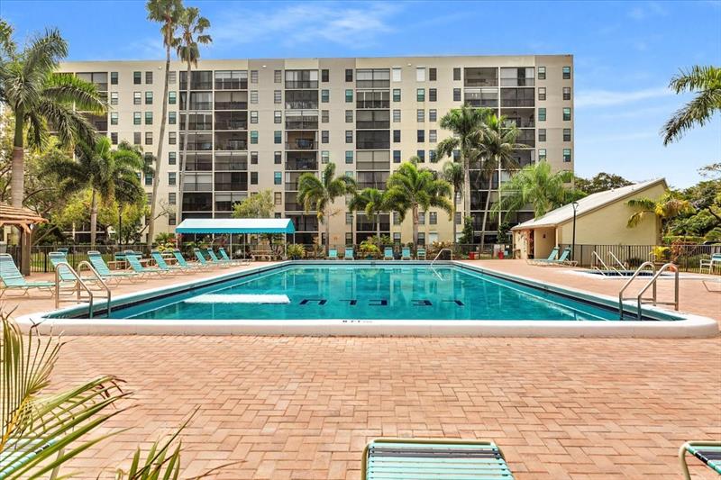 2112 S Cypress Bend Drive Pompano Beach FL 33069