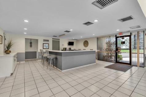 2112 S Cypress Bend Drive Pompano Beach FL 33069